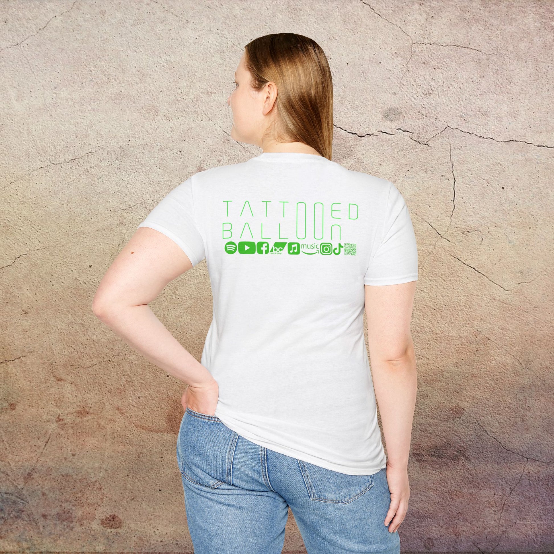 Zapper T-Shirt, Vibrant Graphic Tee with Fun Animation, Easygoing Streetwear, Gift for Gamers, Casual Summer Top