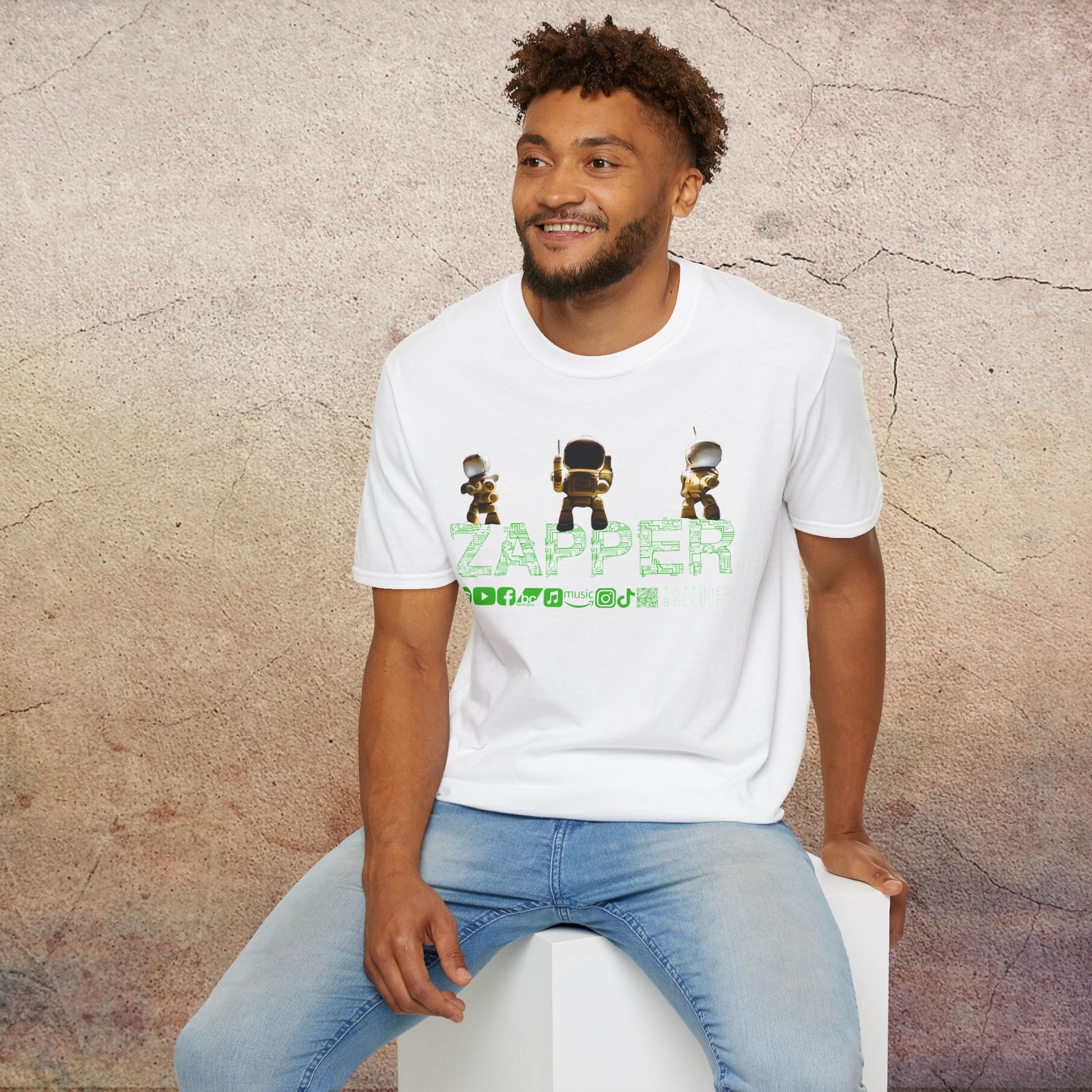 Zapper T-Shirt, Vibrant Graphic Tee with Fun Animation, Easygoing Streetwear, Gift for Gamers, Casual Summer Top